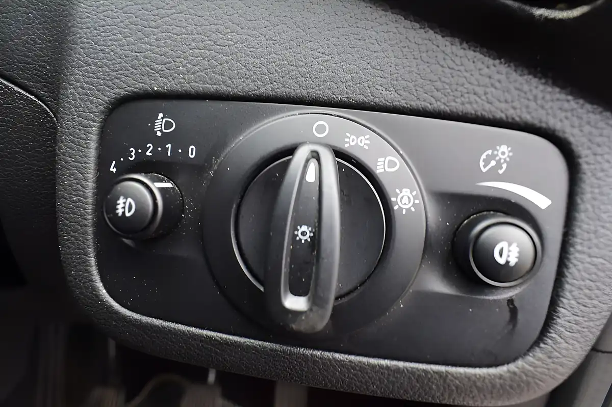 Used 2018 Ford Kuga Titanium Grey - Interior and Exterior details 11