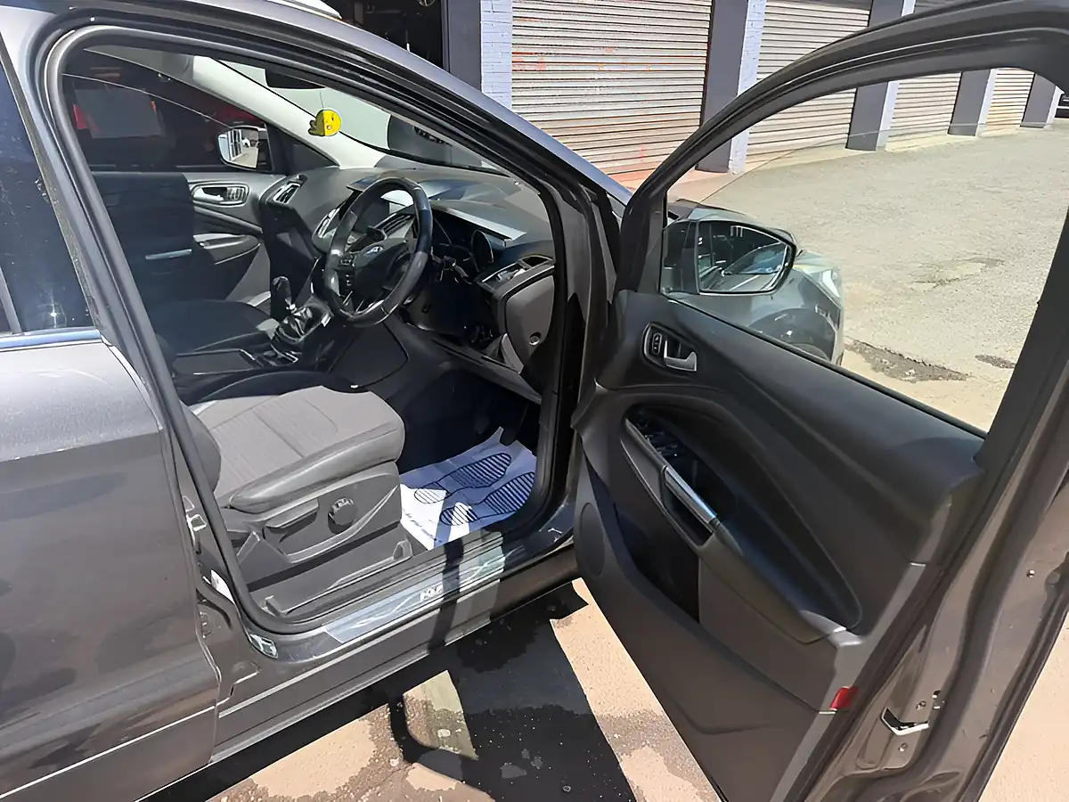 Used 2018 Ford Kuga Titanium Grey - Interior and Exterior details 11