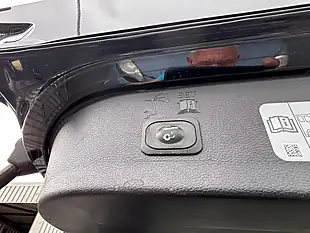 Used 2018 Ford Kuga Titanium Panther Black - Interior and Exterior details 7