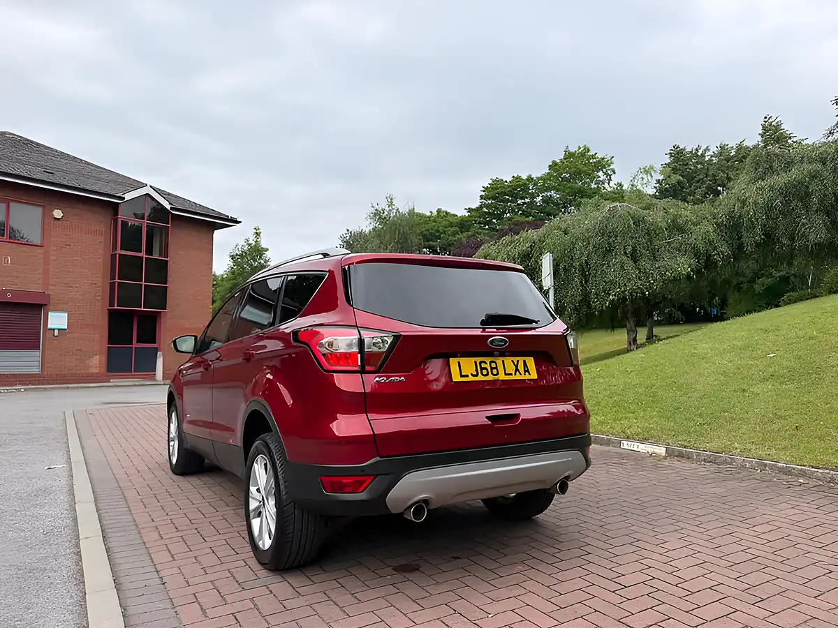 Used 2018 Ford Kuga Titanium Red - Interior and Exterior details 10