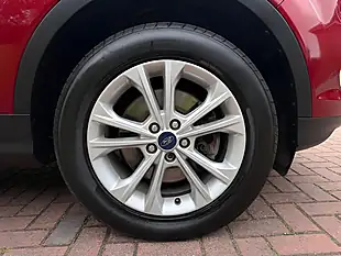 Used 2018 Ford Kuga Titanium Red - Interior and Exterior details 19