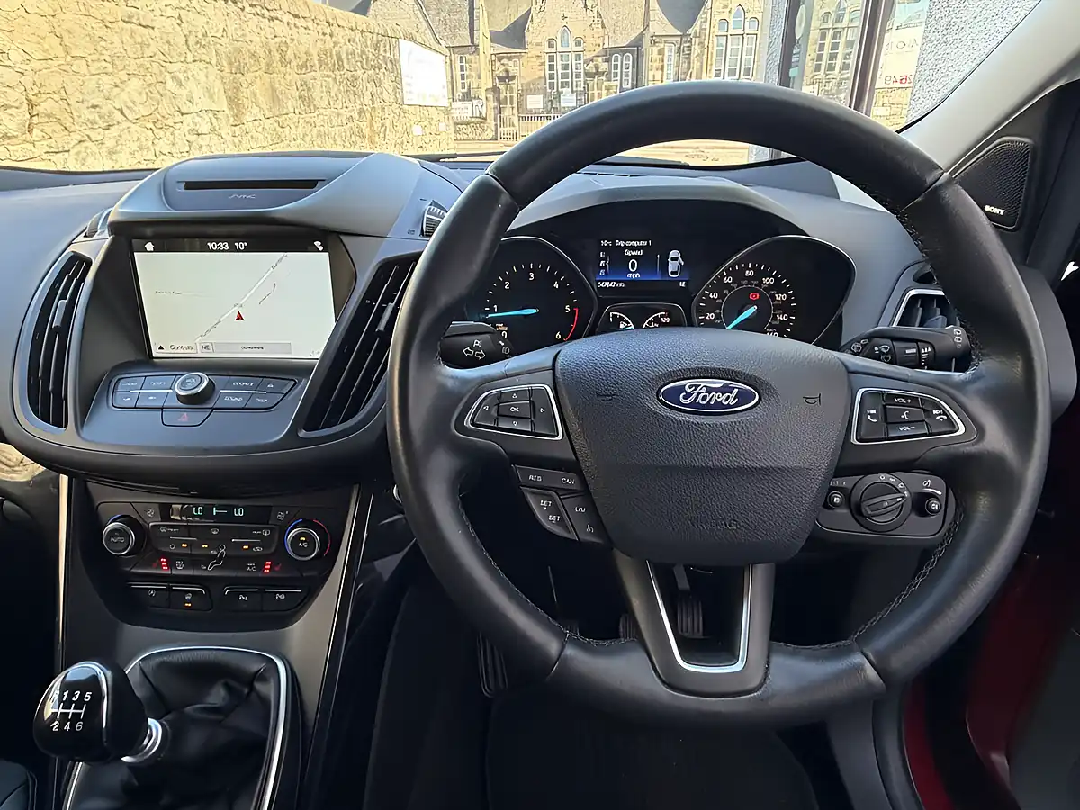 Used 2018 Ford Kuga Titanium Red - Interior and Exterior details 18