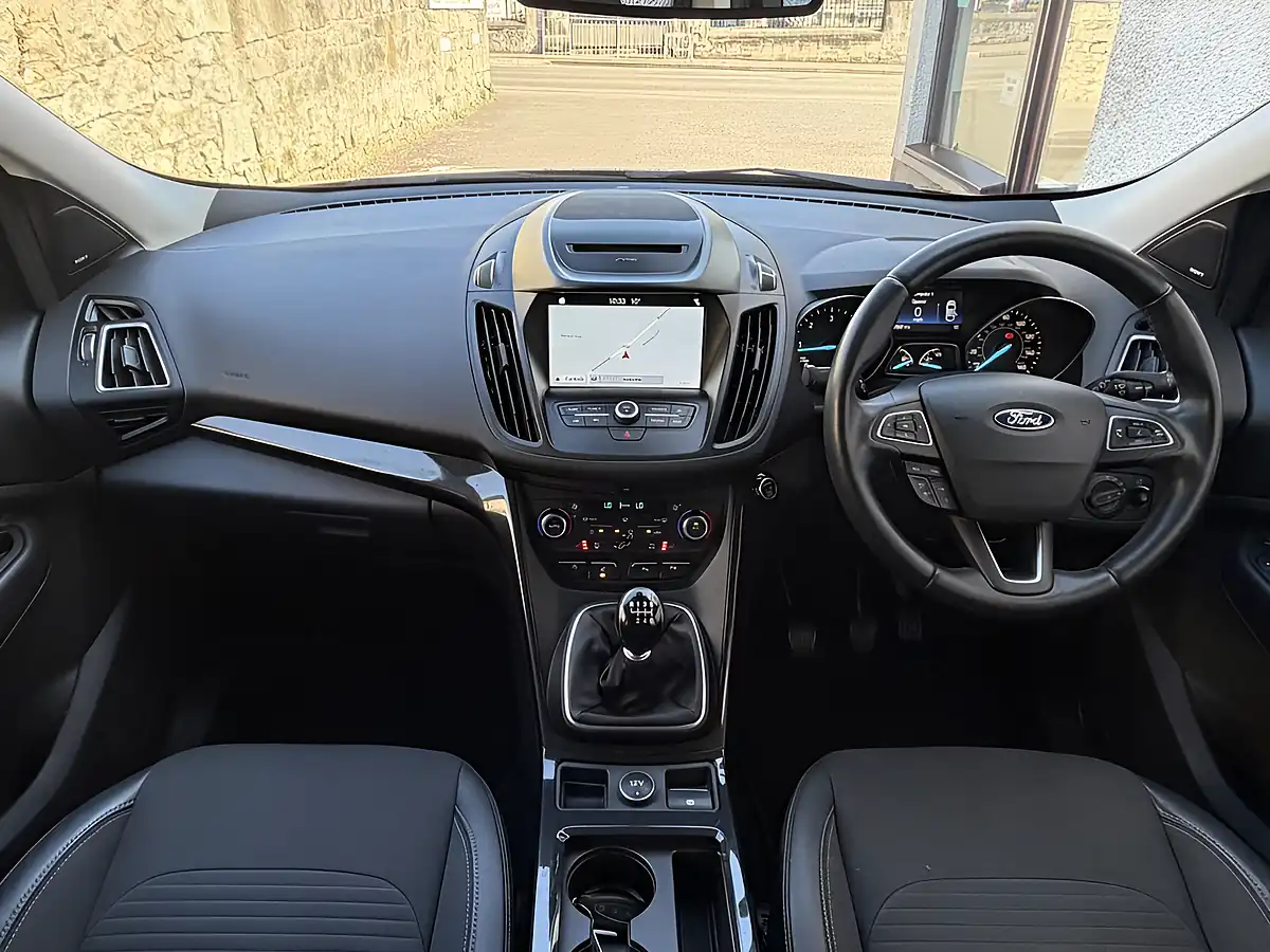 Used 2018 Ford Kuga Titanium Red - Interior and Exterior details 19
