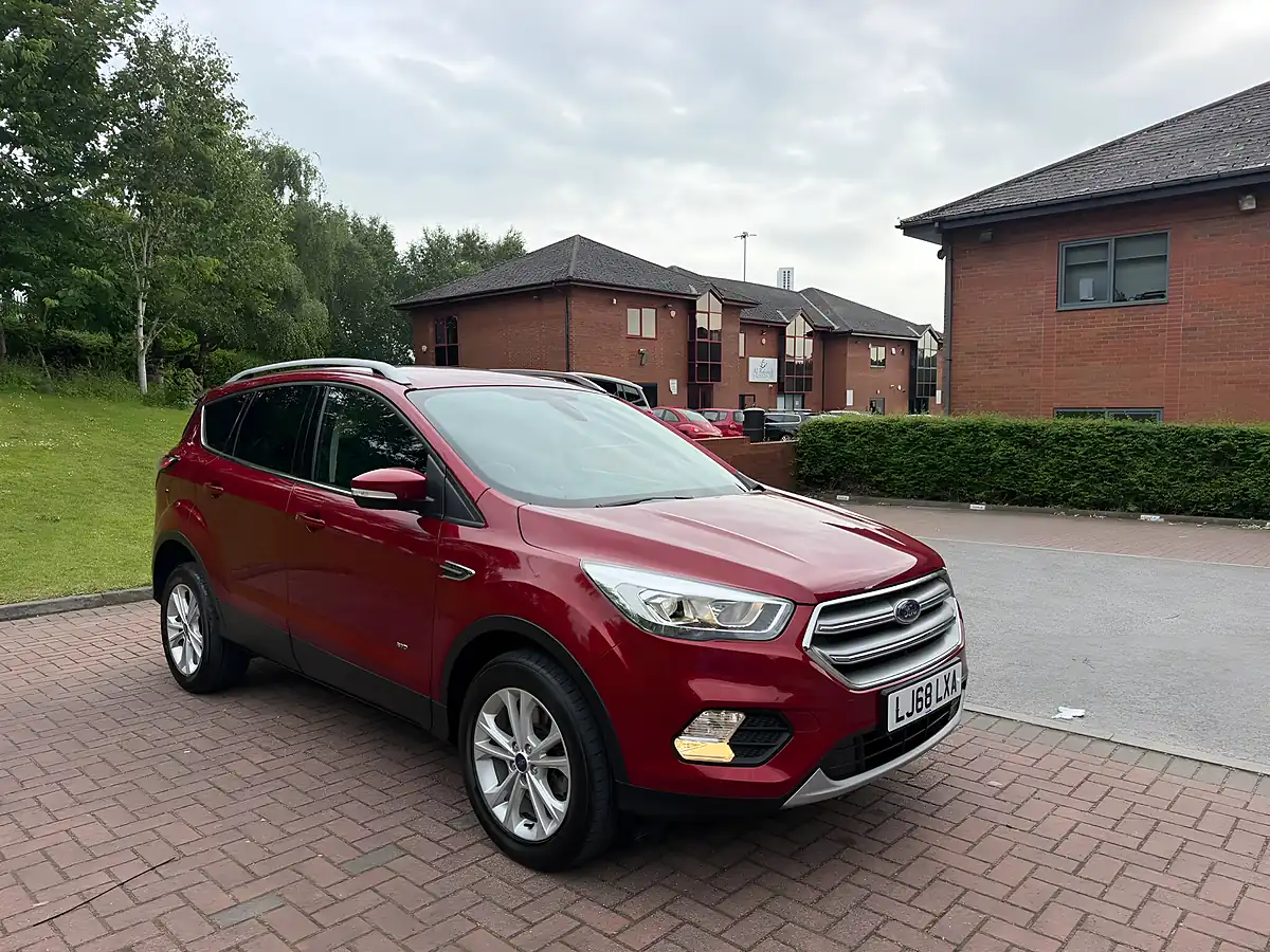 Used 2018 Ford Kuga Titanium Red - Interior and Exterior details 2