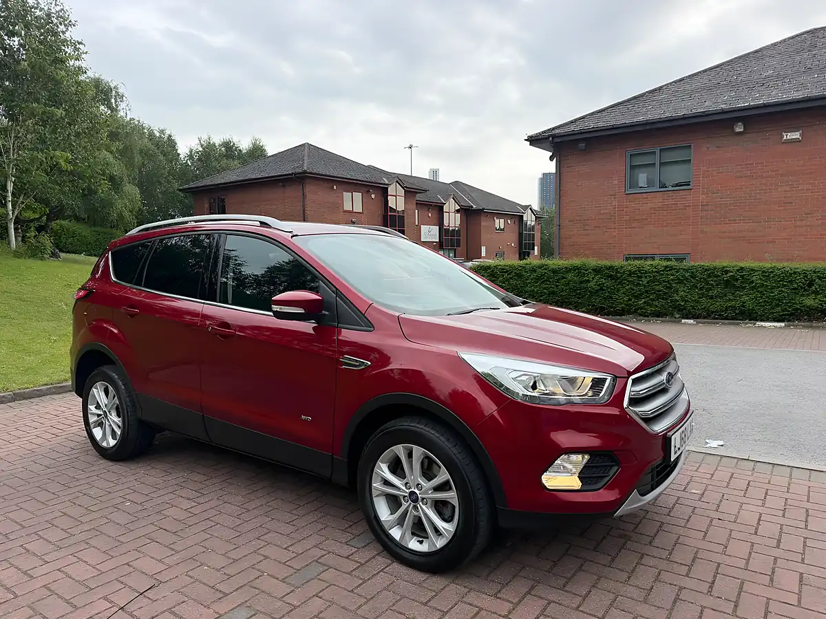 Used 2018 Ford Kuga Titanium Red - Interior and Exterior details 8