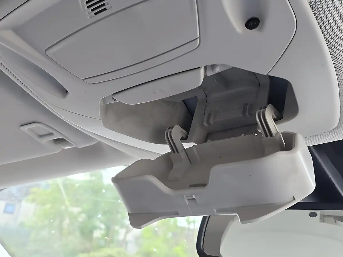 Used 2018 Ford Kuga Titanium Red - Interior and Exterior details 10