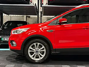 Used 2018 Ford Kuga Titanium Red - Interior and Exterior details 10