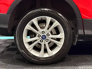 Used 2018 Ford Kuga Titanium Red - Interior and Exterior details 12
