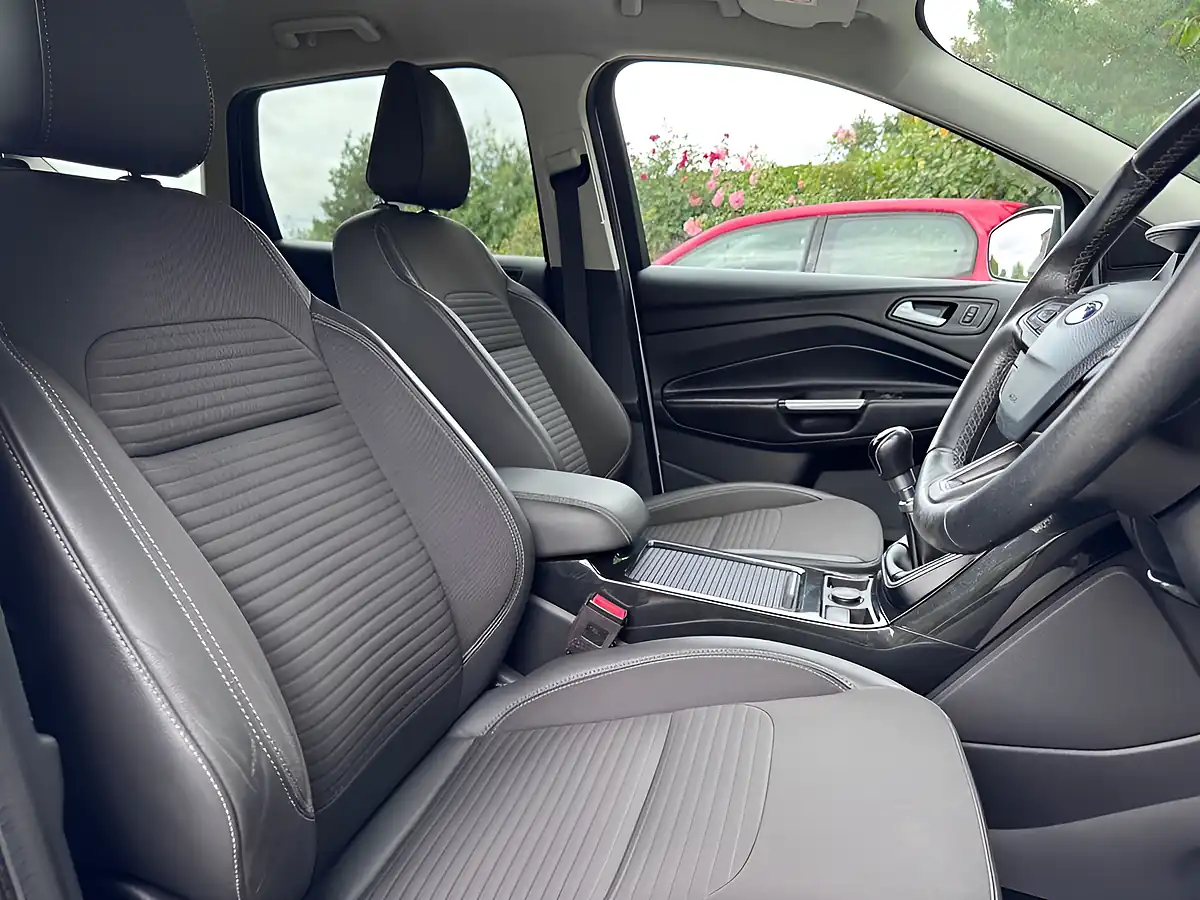 Used 2018 Ford Kuga Titanium Silver - Interior and Exterior details 13