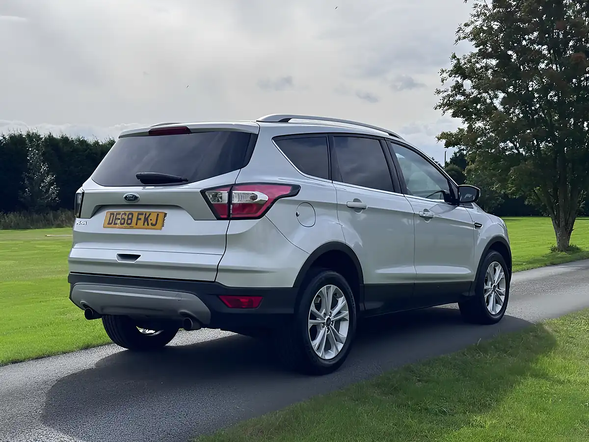 Used 2018 Ford Kuga Titanium Silver - Interior and Exterior details 4