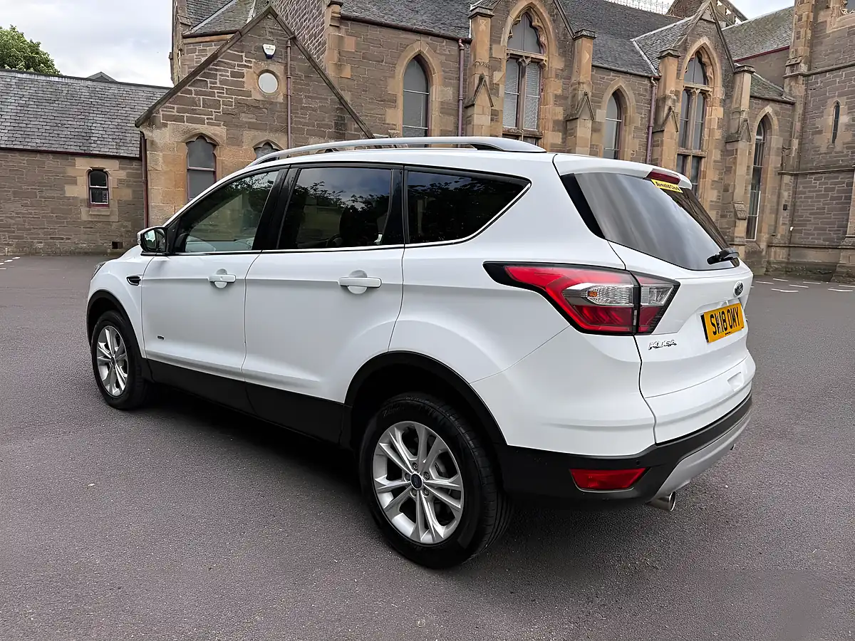 Used 2018 Ford Kuga Titanium White - Interior and Exterior details 12