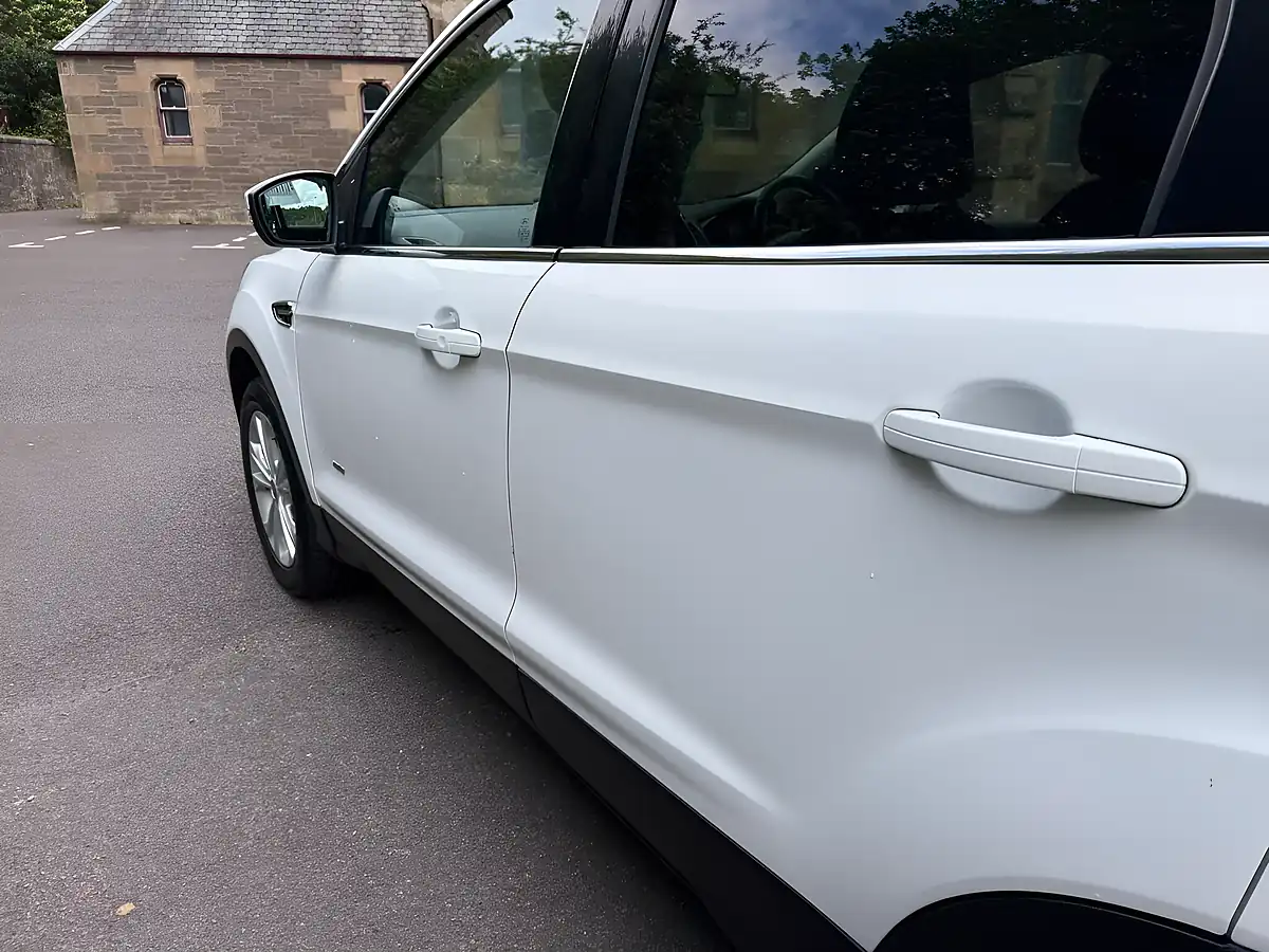 Used 2018 Ford Kuga Titanium White - Interior and Exterior details 14