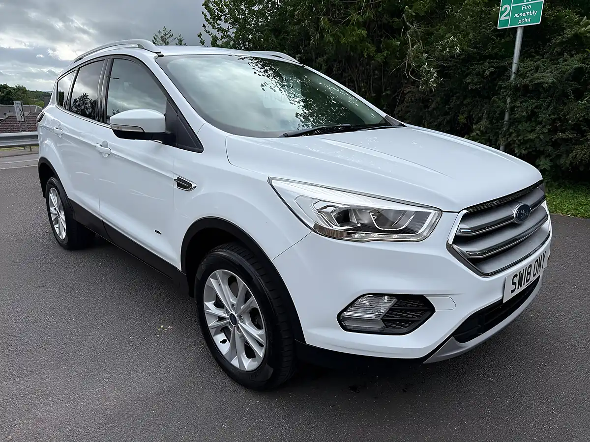 Used 2018 Ford Kuga Titanium White - Interior and Exterior details 3