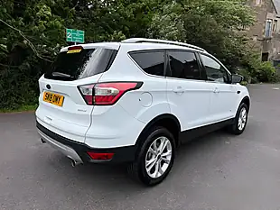 Used 2018 Ford Kuga Titanium White - Interior and Exterior details 7