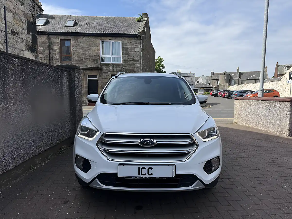 Used 2018 Ford Kuga Titanium White - Interior and Exterior details 13