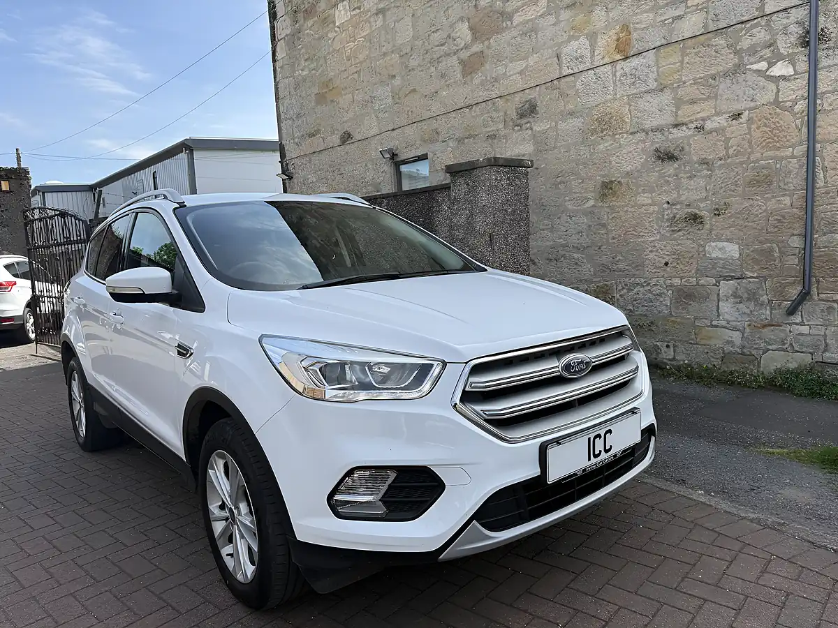 Used 2018 Ford Kuga Titanium White - Interior and Exterior details 8