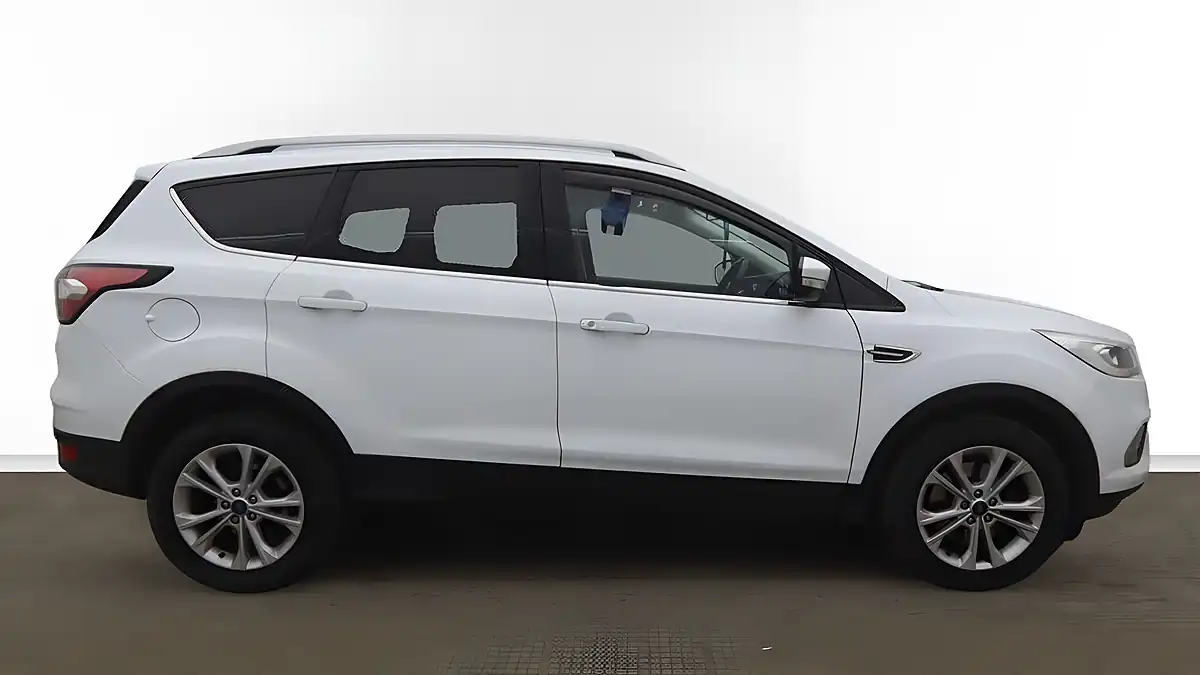 Used 2018 Ford Kuga Titanium White - Interior and Exterior details 5