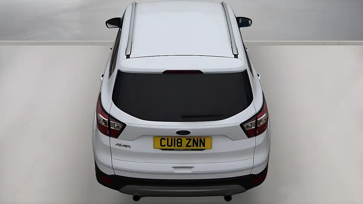Used 2018 Ford Kuga Titanium White - Interior and Exterior details 8