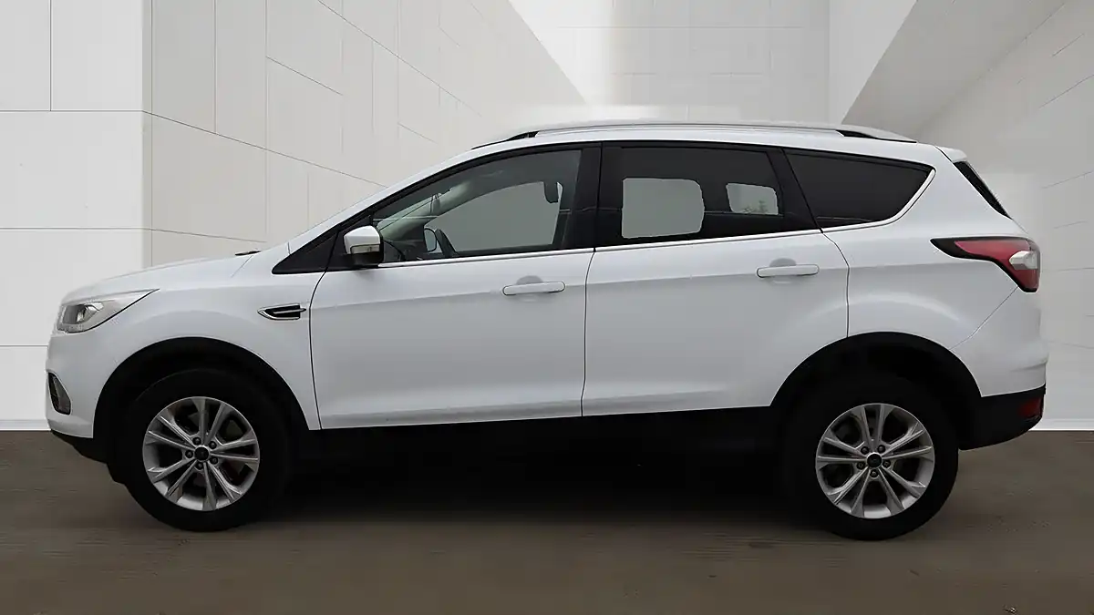 Used 2018 Ford Kuga Titanium White - Interior and Exterior details 6