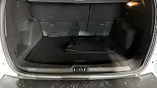Used 2018 Ford Kuga Titanium White - Interior and Exterior details 12