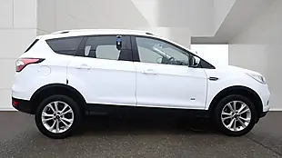 Used 2018 Ford Kuga Titanium White - Interior and Exterior details 5