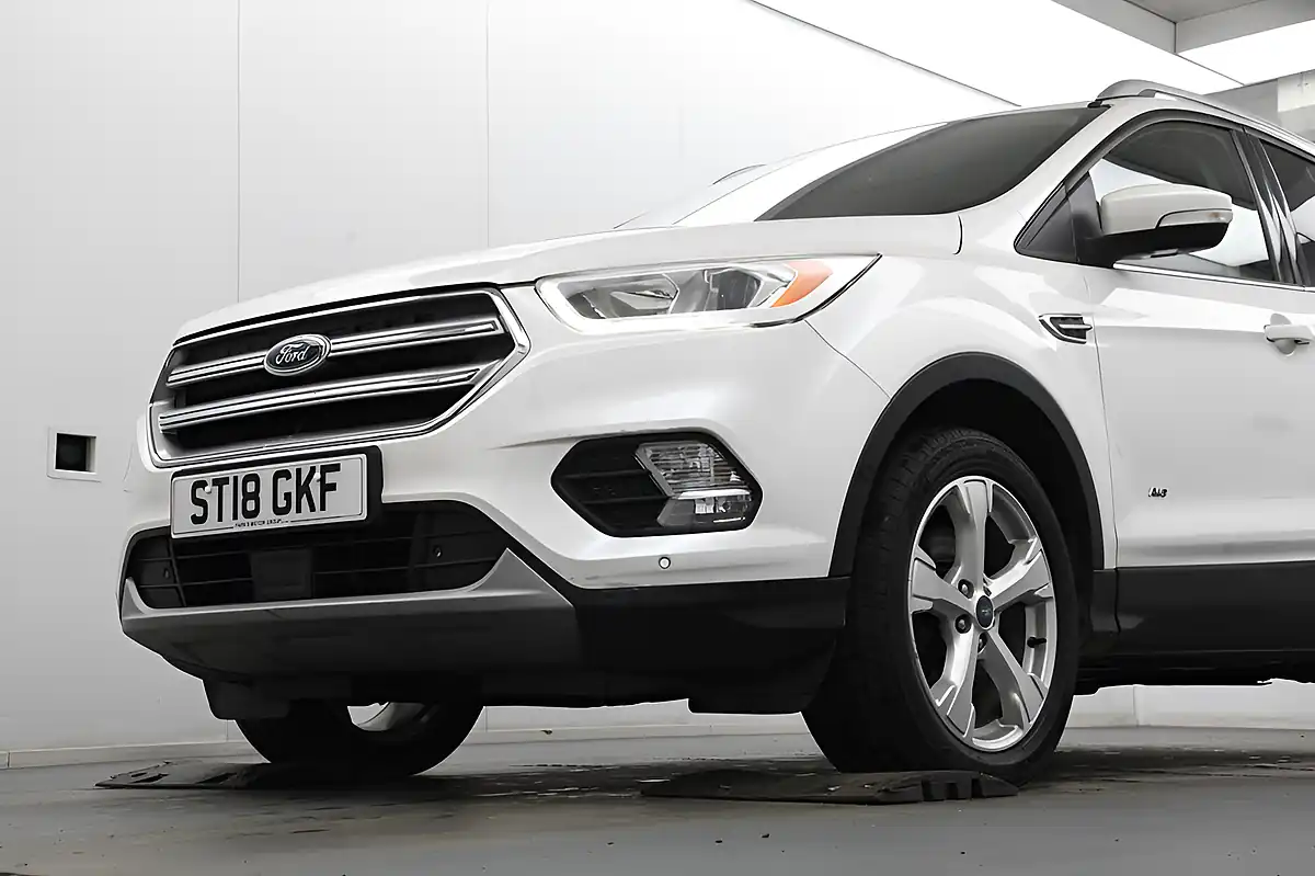 Used 2018 Ford Kuga Titanium White - Interior and Exterior details 3