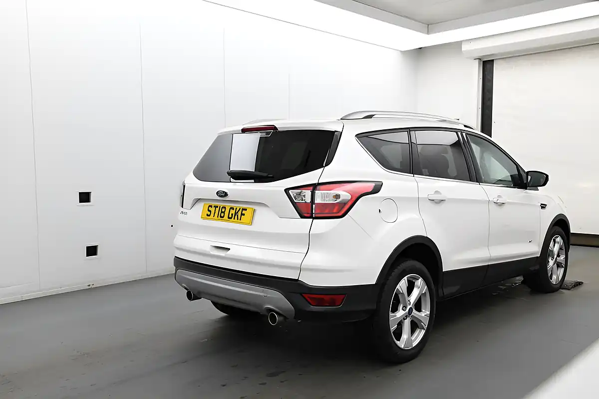 Used 2018 Ford Kuga Titanium White - Interior and Exterior details 4