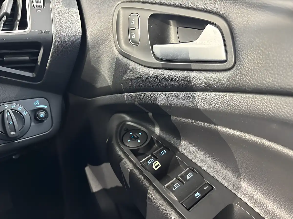Used 2018 Ford Kuga Titanium X Black - Interior and Exterior details 16