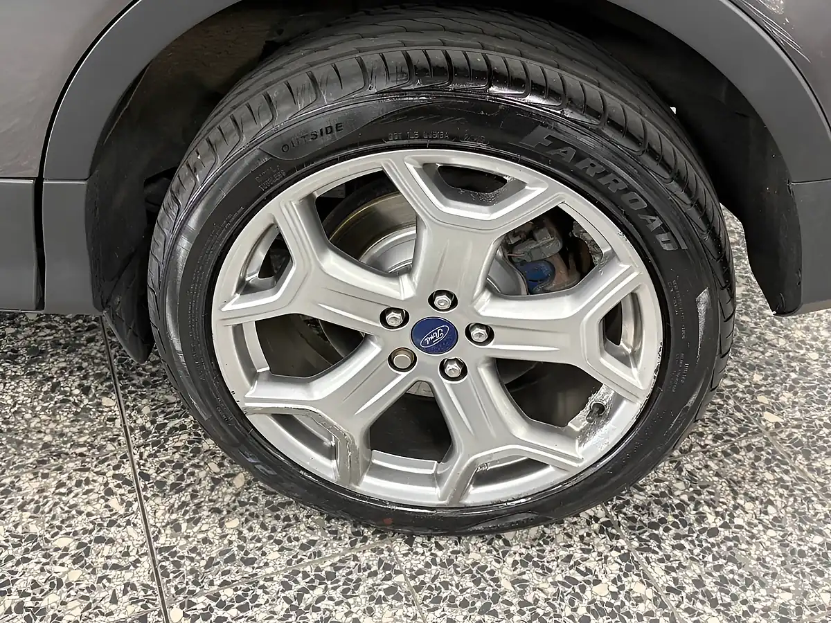 Used 2018 Ford Kuga Titanium X Grey - Interior and Exterior details 15