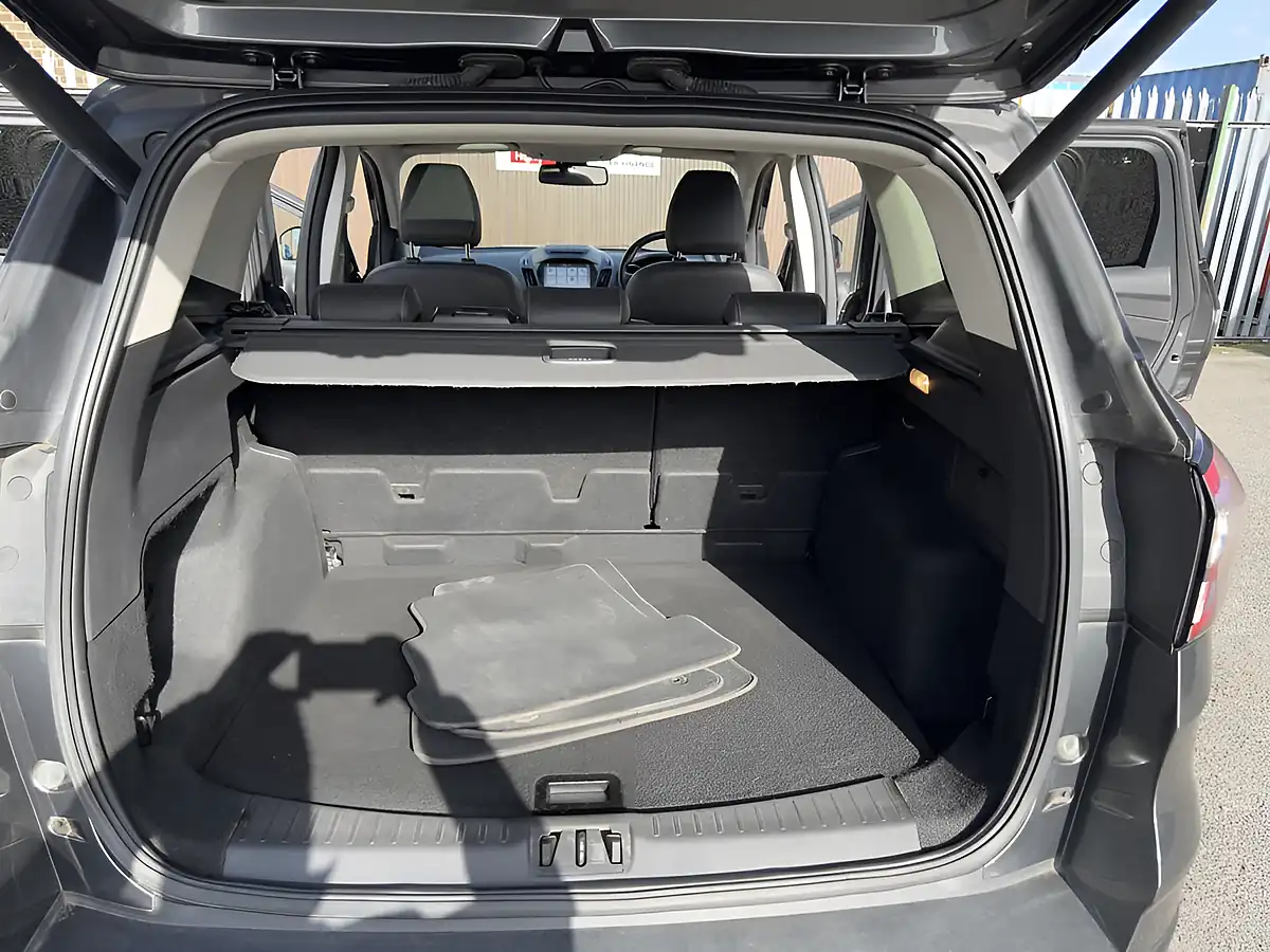 Used 2018 Ford Kuga Titanium X Grey - Interior and Exterior details 18