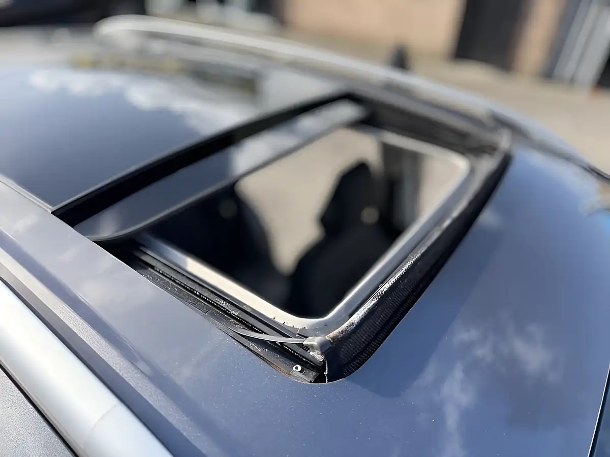 Used 2018 Ford Kuga Titanium X Grey - Interior and Exterior details 3