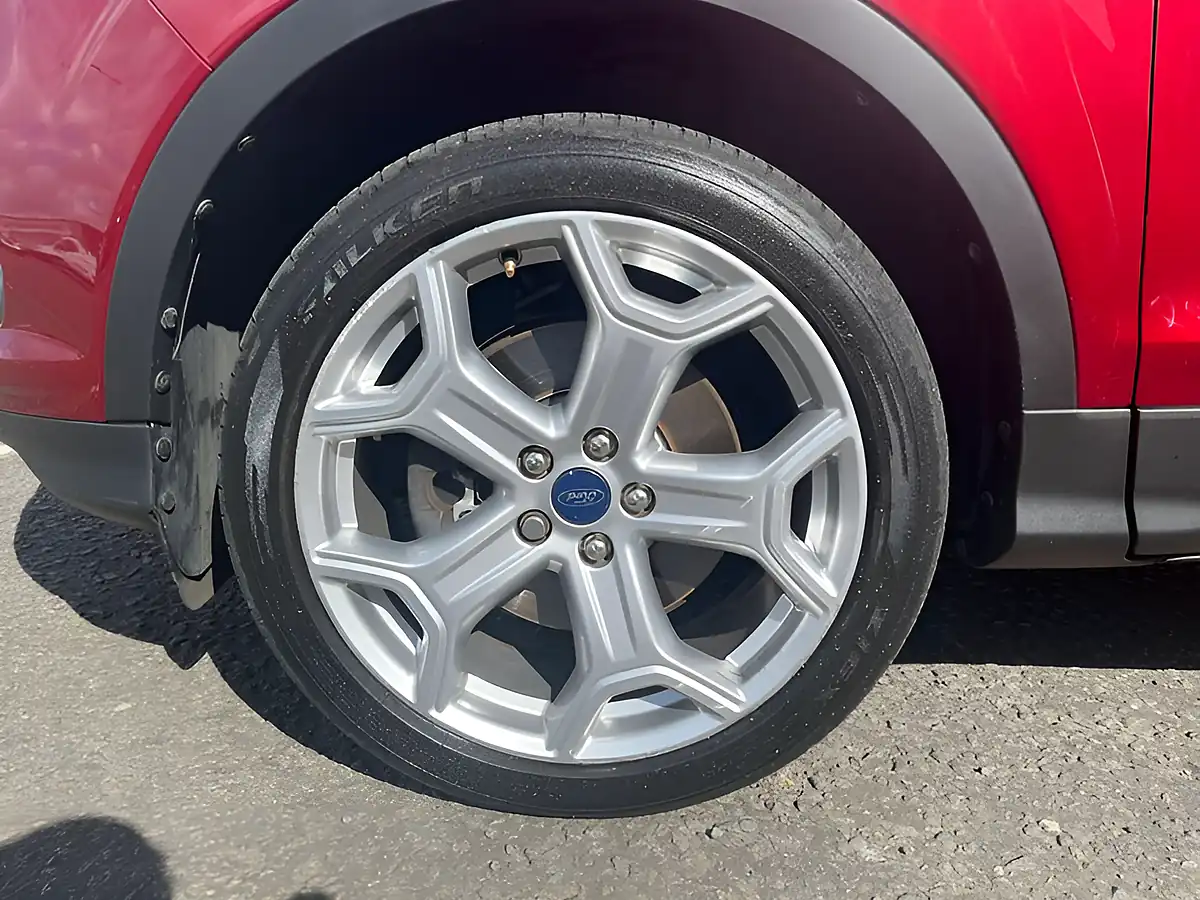 Used 2018 Ford Kuga Titanium X Ruby Red - Interior and Exterior details 10