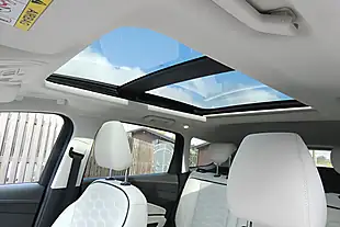 Used 2018 Ford Kuga Vignale Grey - Interior and Exterior details 10