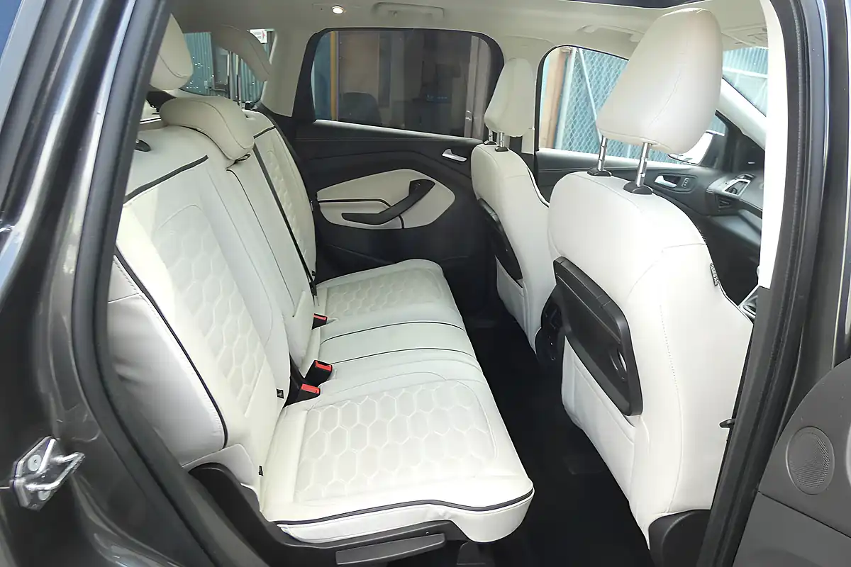 Used 2018 Ford Kuga Vignale Grey - Interior and Exterior details 12