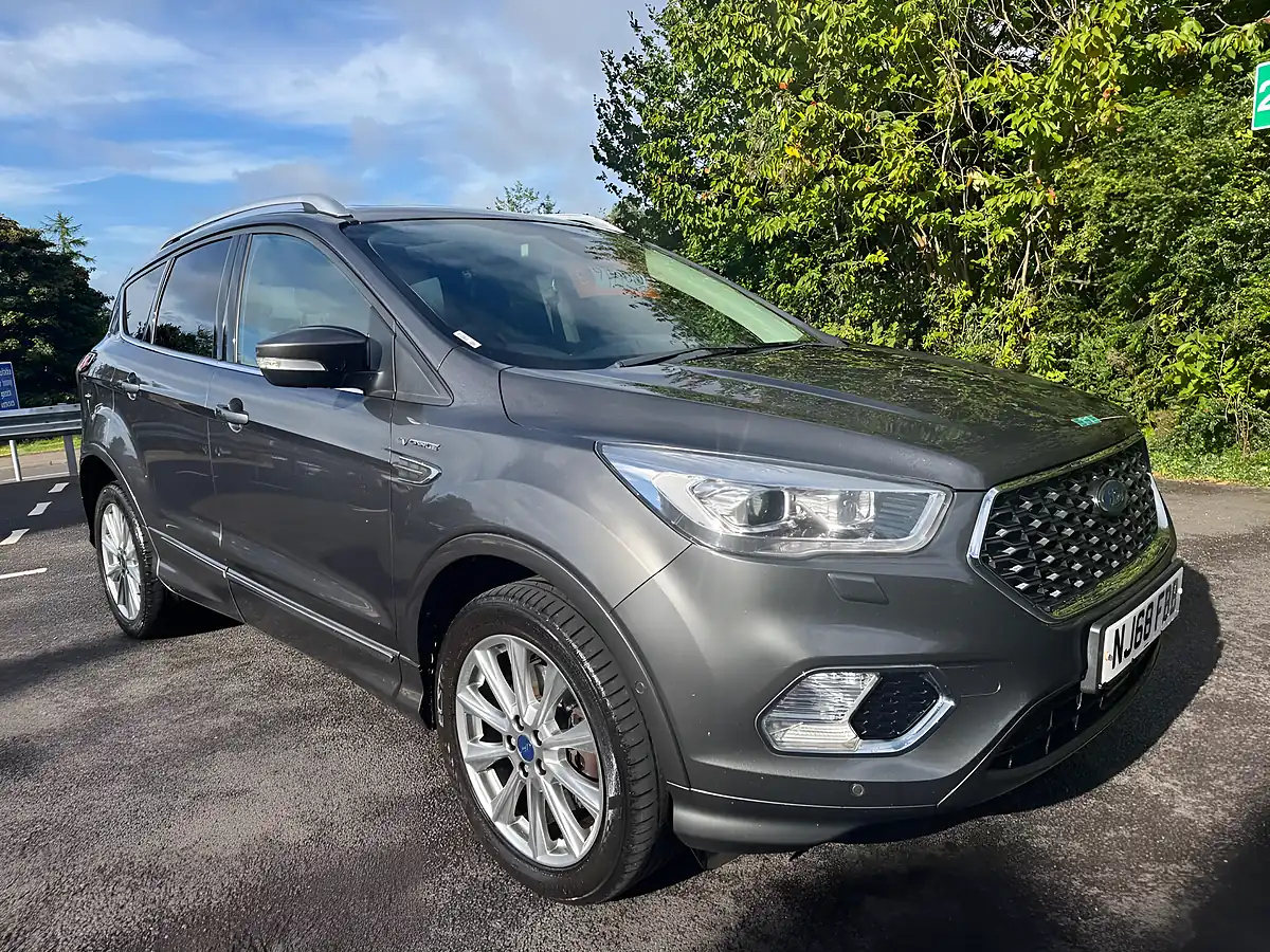 Used 2018 Ford Kuga Vignale Grey - Interior and Exterior details 9