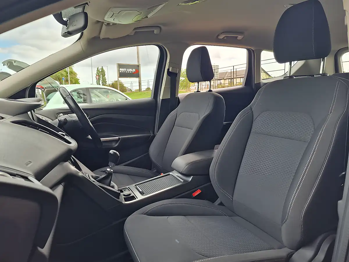 Used 2018 Ford Kuga Zetec Silver - Interior and Exterior details 14