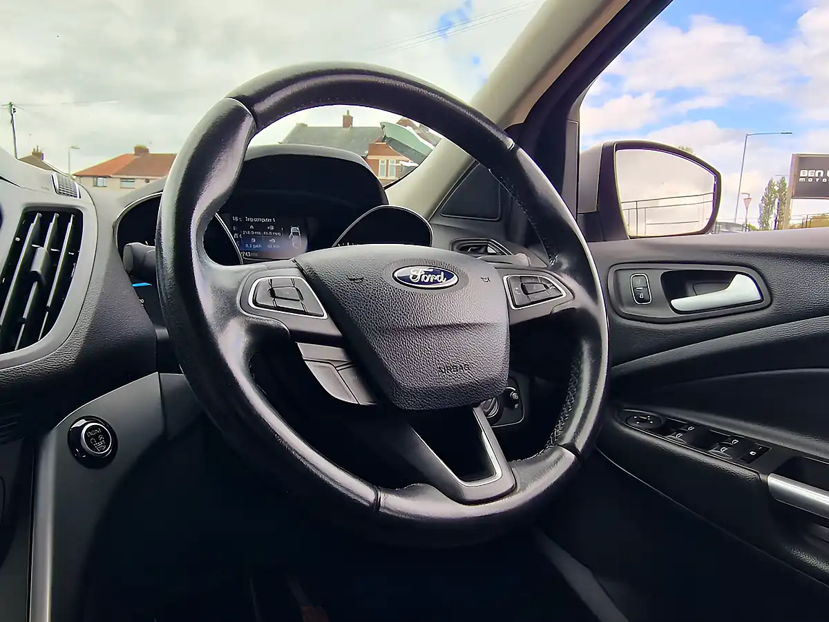 Used 2018 Ford Kuga Zetec Silver - Interior and Exterior details 20