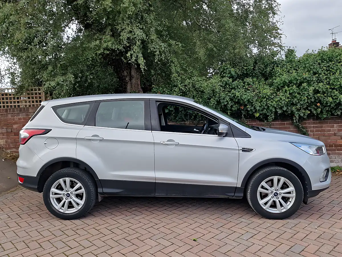 Used 2018 Ford Kuga Zetec Silver - Interior and Exterior details 8