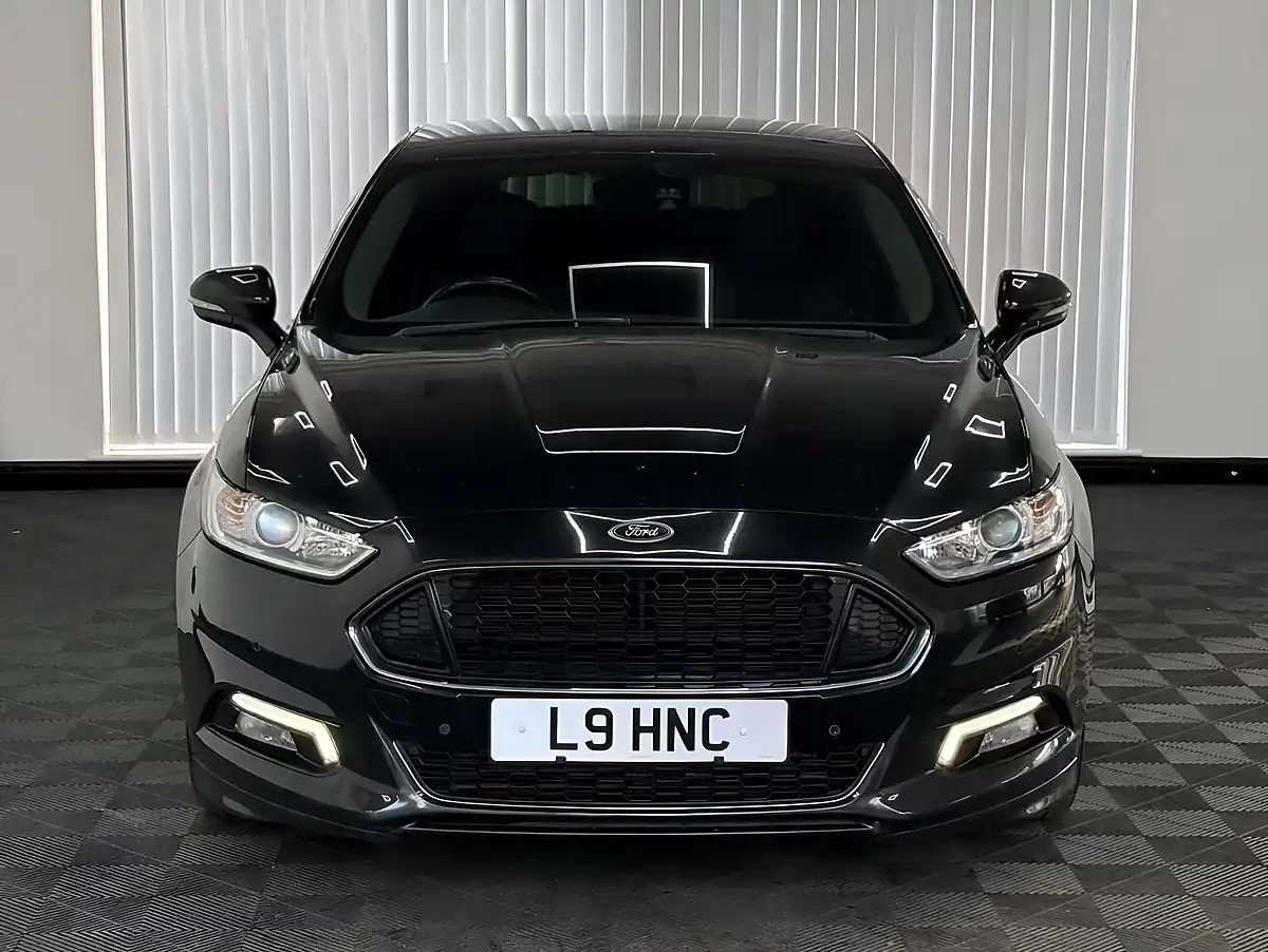 Used 2018 Ford Mondeo ST-Line Black - Interior and Exterior details 6