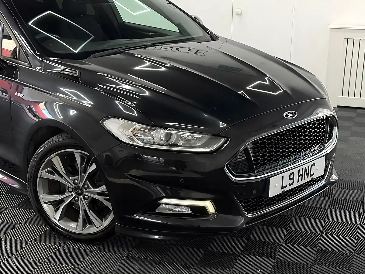 Used 2018 Ford Mondeo ST-Line Black - Interior and Exterior details 7