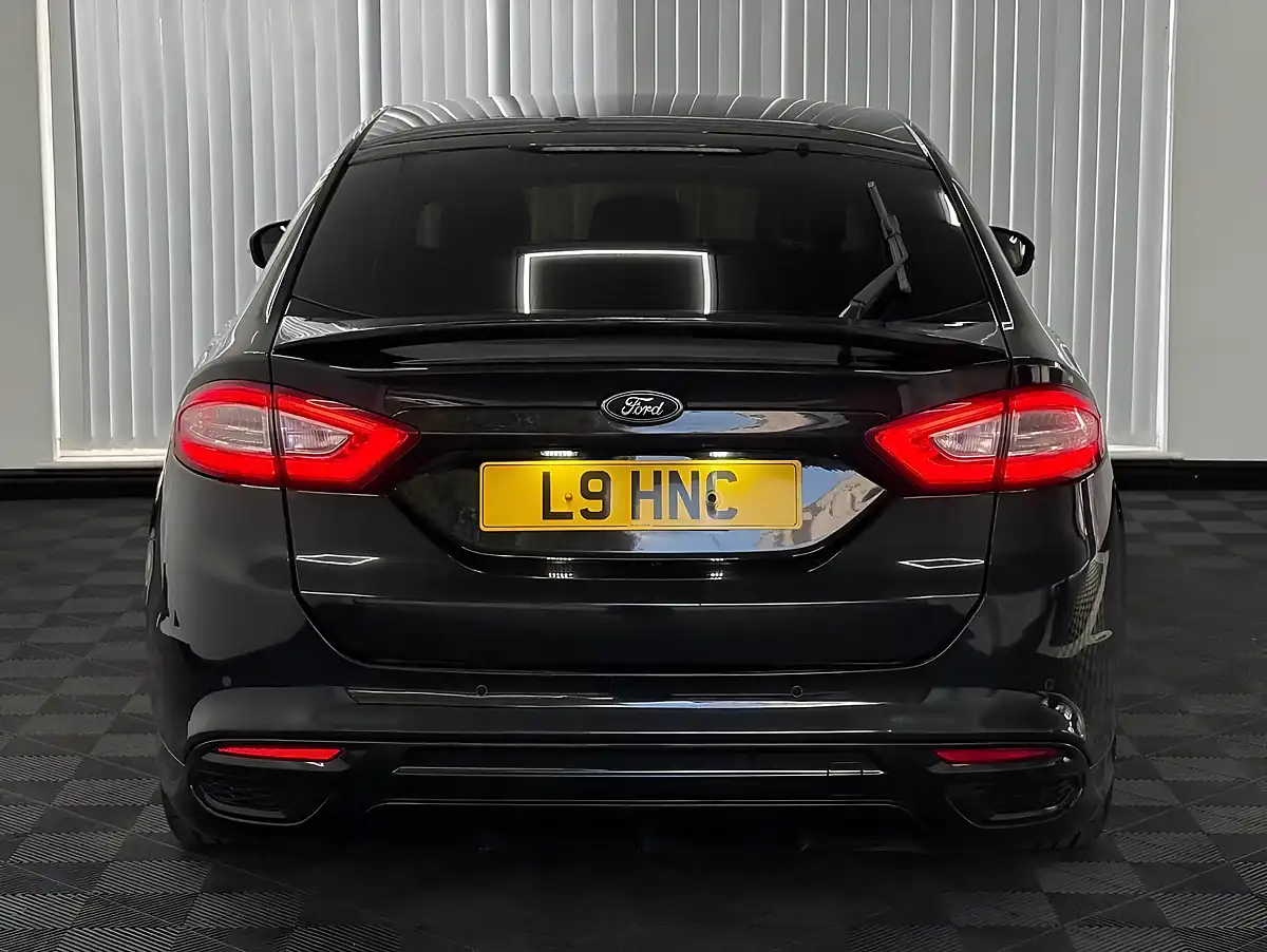 Used 2018 Ford Mondeo ST-Line Black - Interior and Exterior details 8