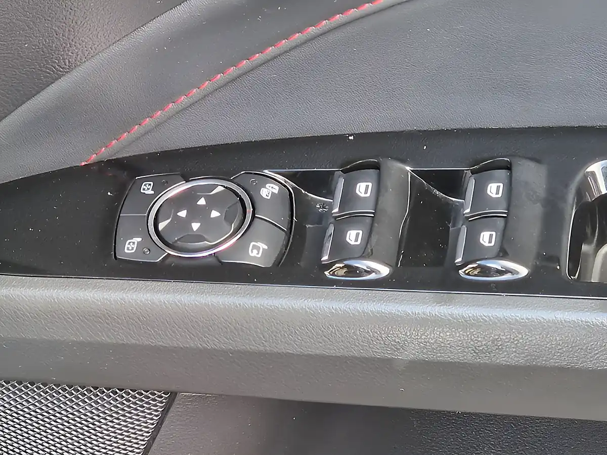 Used 2018 Ford Mondeo ST-Line Edition Blue - Interior and Exterior details 15