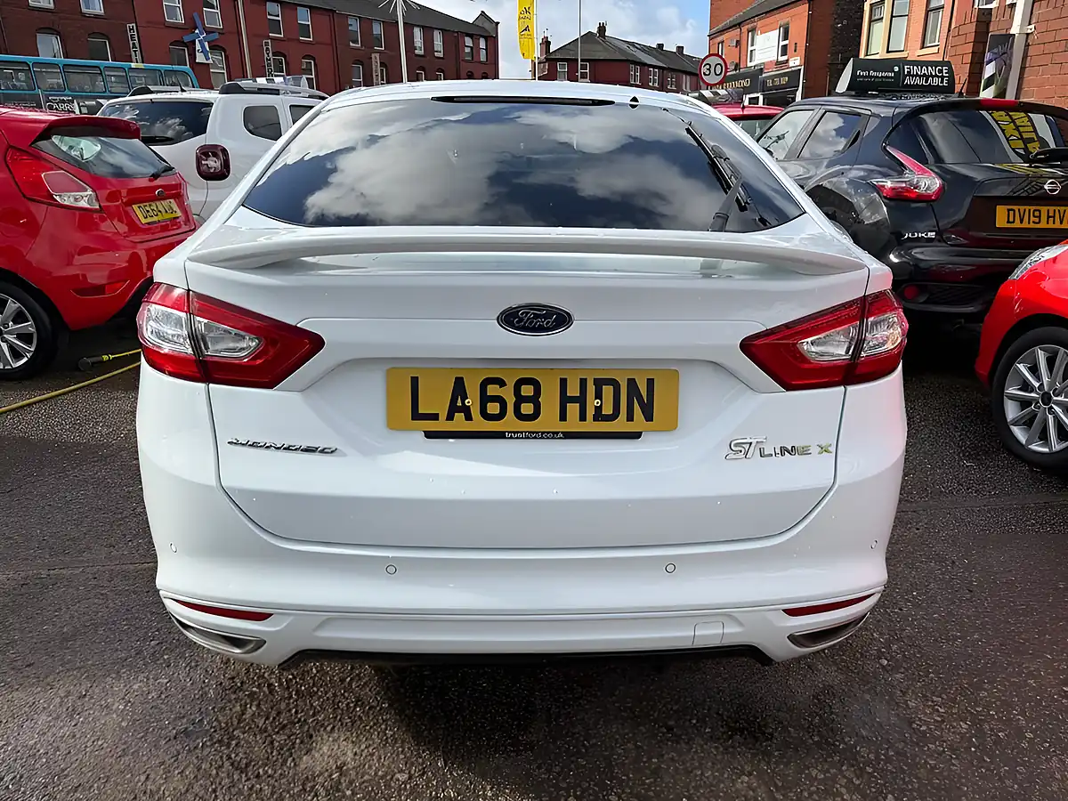 Used 2018 Ford Mondeo ST-Line Edition White - Interior and Exterior details 5