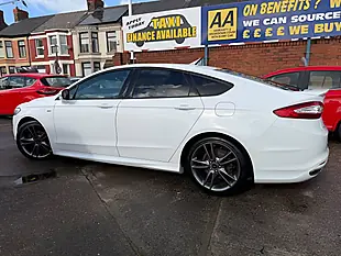Used 2018 Ford Mondeo ST-Line Edition White - Interior and Exterior details 7