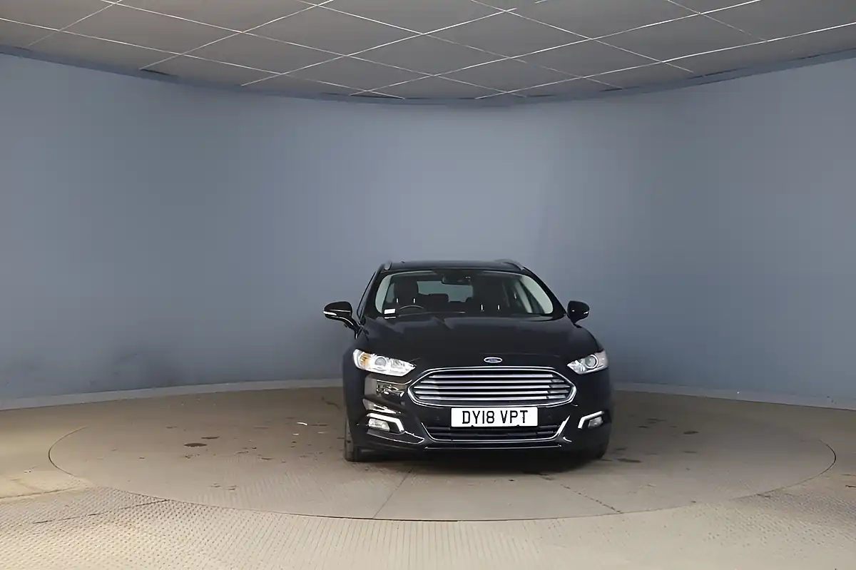 Used 2018 Ford Mondeo Titanium Black - Interior and Exterior details 10