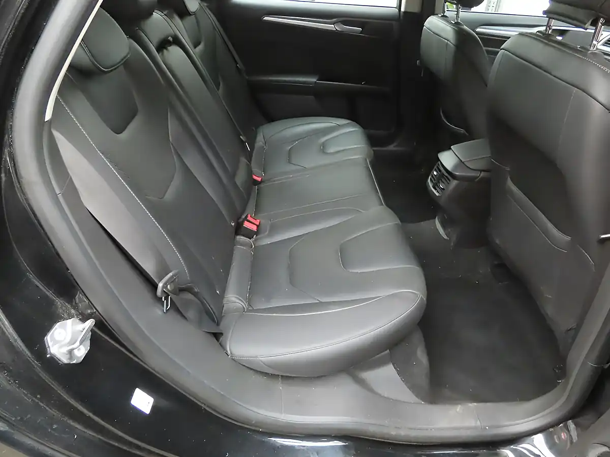 Used 2018 Ford Mondeo Titanium Black - Interior and Exterior details 4