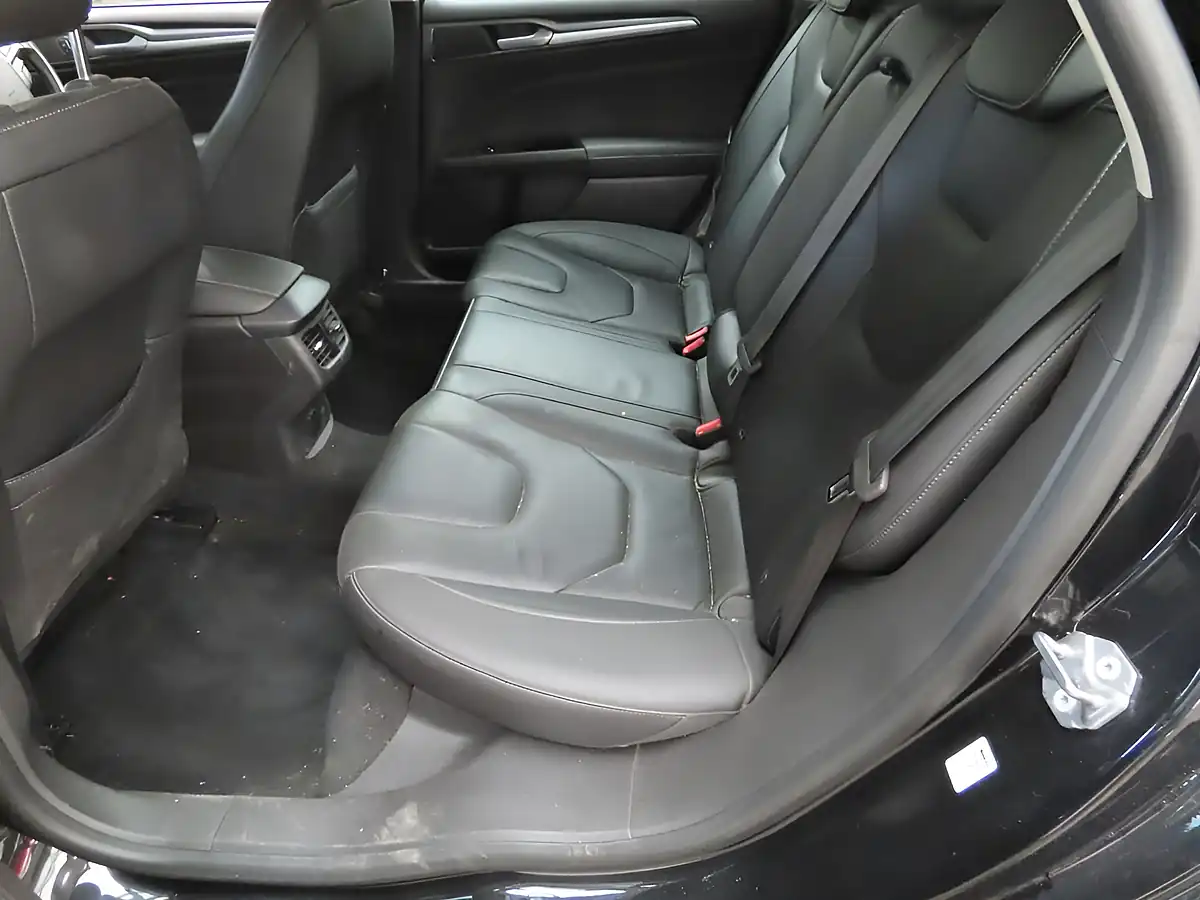 Used 2018 Ford Mondeo Titanium Black - Interior and Exterior details 7