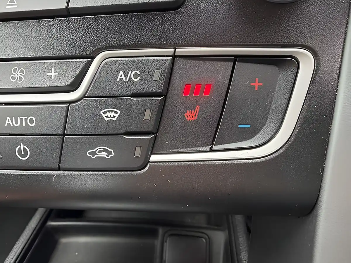 Used 2018 Ford Mondeo Titanium Grey - Interior and Exterior details 13