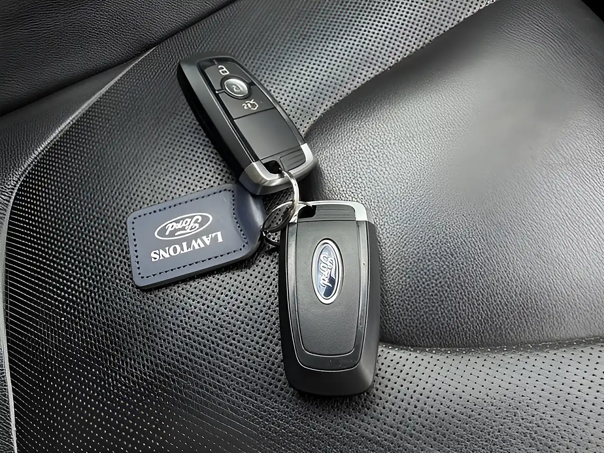 Used 2018 Ford Mondeo Titanium Grey - Interior and Exterior details 19