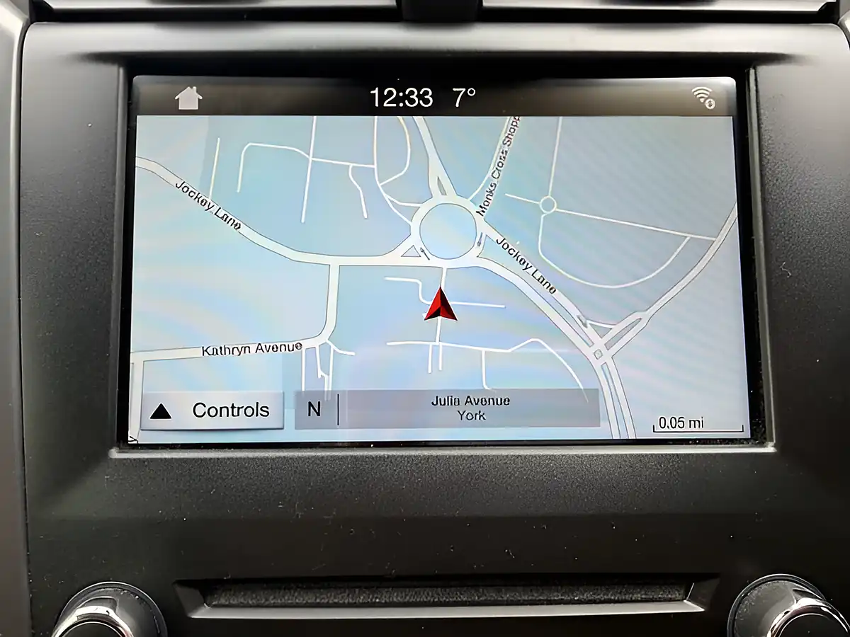 Used 2018 Ford Mondeo Titanium Grey - Interior and Exterior details 3